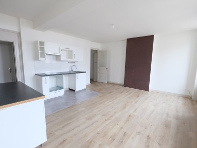 APPARTEMENT T2 A LOUER - ST ETIENNE CENTRE VILLE - 45,23 m2 - 450 € charges comprises par mois