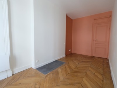 APPARTEMENT T2 A LOUER - ST ETIENNE CENTRE VILLE - 47.27 m2 - 475 € charges comprises par mois