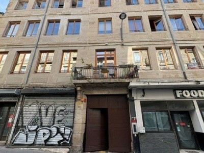 APPARTEMENT T2 A LOUER - ST ETIENNE CENTRE VILLE - 30.05 m2 - 400 € charges comprises par mois