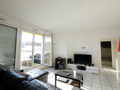 APPARTEMENT T2 A LOUER - ST ETIENNE CENTRE VILLE - 50.35 m2 - 600 € charges comprises par mois