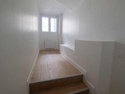APPARTEMENT T2 A LOUER - ST ETIENNE CENTRE VILLE - 62.04 m2 - 575 € charges comprises par mois