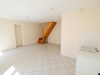 APPARTEMENT T2 A LOUER - ST ETIENNE CENTRE VILLE - 41.11 m2 - 405€ charges comprises par mois