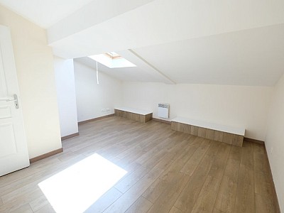 APPARTEMENT T2 A LOUER - ST ETIENNE CENTRE VILLE - 41.11 m2 - 405€ charges comprises par mois