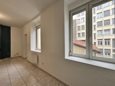 APPARTEMENT T2 A LOUER - ST ETIENNE CENTRE VILLE - 36.32 m2 - 395€ charges comprises par mois