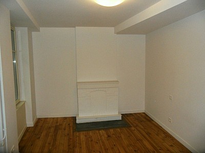 APPARTEMENT T2 A LOUER - ST ETIENNE CENTRE VILLE - 49.84 m2 - 505 &euro; charges comprises par mois