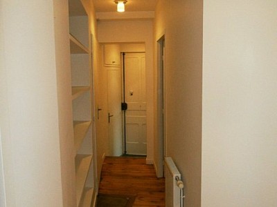 APPARTEMENT T2 A LOUER - ST ETIENNE CENTRE VILLE - 49.84 m2 - 505 &euro; charges comprises par mois