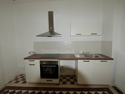 APPARTEMENT T2 A LOUER - ST ETIENNE CENTRE VILLE - 62.92 m2 - 475€ charges comprises par mois