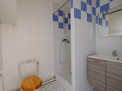 APPARTEMENT T2 A LOUER - ST ETIENNE CENTRE VILLE - 44 m2 - 465�&euro; charges comprises par mois