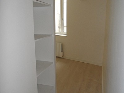 APPARTEMENT T2 A LOUER - ST ETIENNE CENTRE VILLE - 40.39 m2 - 450€ charges comprises par mois