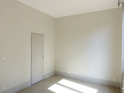 APPARTEMENT T2 A LOUER - ST ETIENNE CENTRE VILLE - 53 m2 - 500€ charges comprises par mois