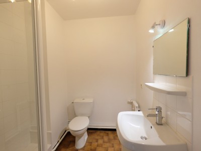 APPARTEMENT T2 A LOUER - ST ETIENNE CHATEAUCREUX - 45.78 m2 - 520€ charges comprises par mois