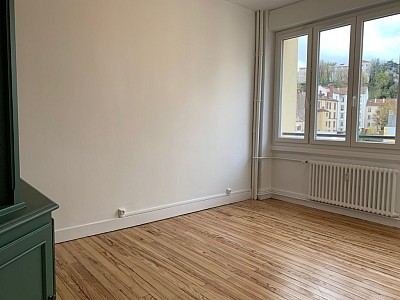 APPARTEMENT T2 A LOUER - ST ETIENNE FACULTE / CENTRE DEUX - 34 m2 - 485 € charges comprises par mois
