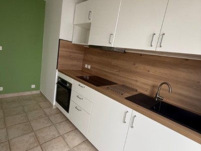 APPARTEMENT T2 A LOUER - ST ETIENNE FACULTE / CENTRE DEUX - 47.26 m2 - 660�&euro; charges comprises par mois