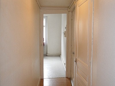 APPARTEMENT T2 A LOUER - ST ETIENNE FAURIEL - 43.43 m2 - 410€ charges comprises par mois