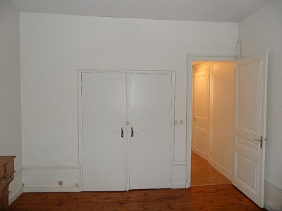 APPARTEMENT T2 A LOUER - ST ETIENNE FAURIEL - 43.43 m2 - 410€ charges comprises par mois