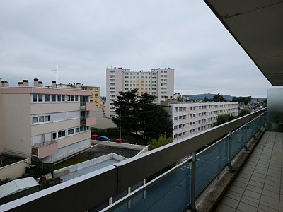 APPARTEMENT T2 A LOUER - ST ETIENNE FAURIEL - 48 m2 - 515€ charges comprises par mois