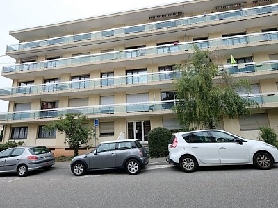 APPARTEMENT T2 A LOUER - ST ETIENNE FAURIEL - 48 m2 - 515€ charges comprises par mois