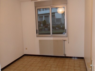 APPARTEMENT T2 A LOUER - ST ETIENNE FAURIEL - 43 m2 - 450 € charges comprises par mois