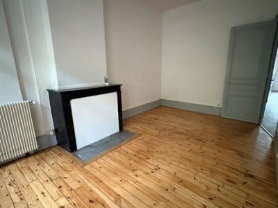 APPARTEMENT T2 A LOUER - ST ETIENNE FAURIEL - 58.67 m2 - 480 &euro; charges comprises par mois