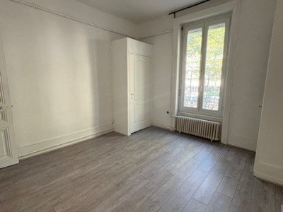 APPARTEMENT T2 A LOUER - ST ETIENNE FAURIEL - 43.49 m2 - 410 &euro; charges comprises par mois