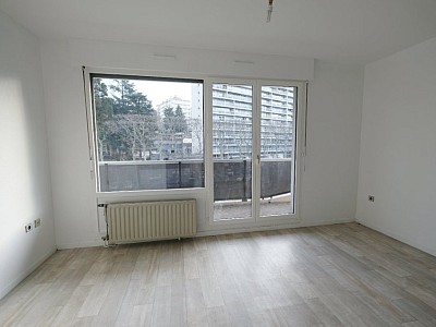 APPARTEMENT T2 A LOUER - ST ETIENNE FAURIEL - 41.9 m2 - 575 € charges comprises par mois