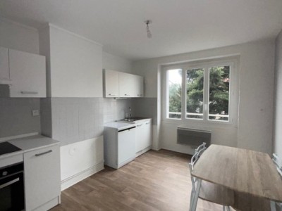 APPARTEMENT T2 A LOUER - ST ETIENNE FAURIEL - 55.98 m2 - 415�&euro; charges comprises par mois