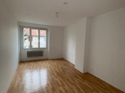 APPARTEMENT T2 A LOUER - ST ETIENNE FAURIEL - 55.98 m2 - 415�&euro; charges comprises par mois