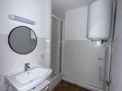 APPARTEMENT T2 A LOUER - ST ETIENNE FAURIEL - 55.98 m2 - 415�&euro; charges comprises par mois