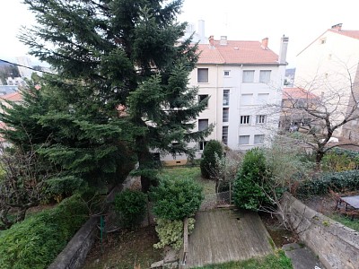 APPARTEMENT T2 A LOUER - ST ETIENNE FAURIEL - 55.98 m2 - 415�&euro; charges comprises par mois