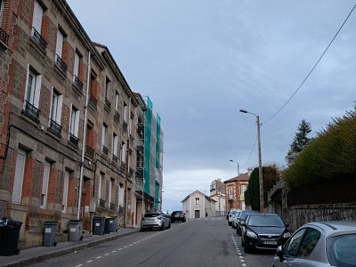 APPARTEMENT T2 A LOUER - ST ETIENNE FAURIEL - 55.98 m2 - 415�&euro; charges comprises par mois