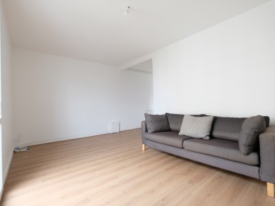 APPARTEMENT T2 A LOUER - ST ETIENNE FAURIEL - 47,2 m2 - 545 € charges comprises par mois