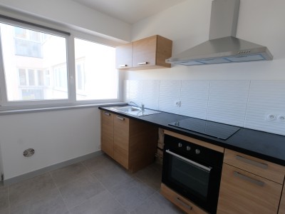 APPARTEMENT T2 - ST ETIENNE FAURIEL - 61 m2 - LOUÉ