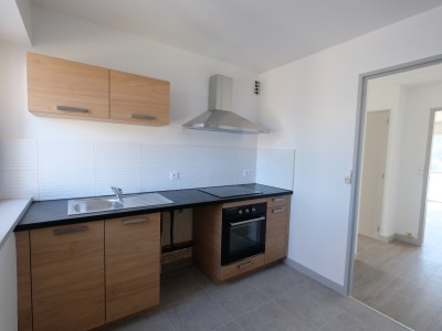 APPARTEMENT T2 - ST ETIENNE FAURIEL - 61 m2 - LOUÉ