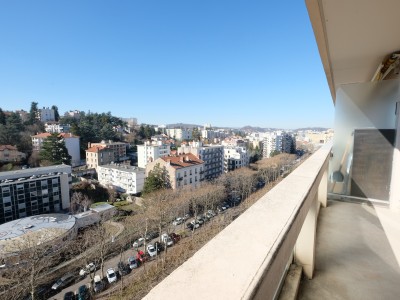 APPARTEMENT T2 - ST ETIENNE FAURIEL - 61 m2 - LOUÉ