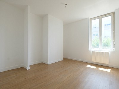 APPARTEMENT T2 A LOUER - ST ETIENNE FAURIEL - 48.4 m2 - 510€ charges comprises par mois