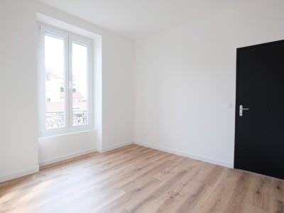 APPARTEMENT T2 A LOUER - ST ETIENNE FAURIEL - 50.94 m2 - 530€ charges comprises par mois