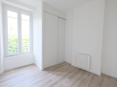 APPARTEMENT T2 A LOUER - ST ETIENNE FAURIEL - 36.48 m2 - 460 € charges comprises par mois