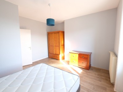 APPARTEMENT T2 A LOUER - ST ETIENNE FAURIEL - 68 m2 - 545€ charges comprises par mois