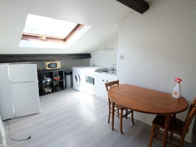 APPARTEMENT T2 A LOUER - ST ETIENNE FAURIEL - 25.66 m2 - 348€ charges comprises par mois