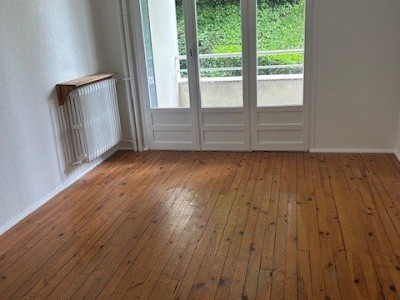 APPARTEMENT T2 A LOUER - ST ETIENNE FAURIEL - 46.94 m2 - 560 &euro; charges comprises par mois