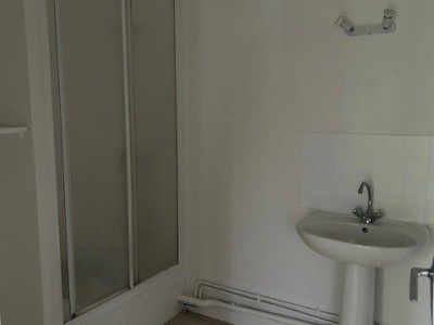 APPARTEMENT T2 A LOUER - ST ETIENNE FAURIEL - 46.94 m2 - 560 &euro; charges comprises par mois