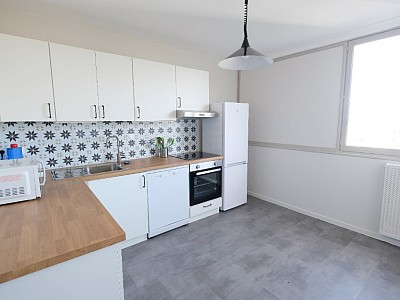 APPARTEMENT T2 A LOUER - ST ETIENNE LA MTARE - 55 m2 - 565€ charges comprises par mois