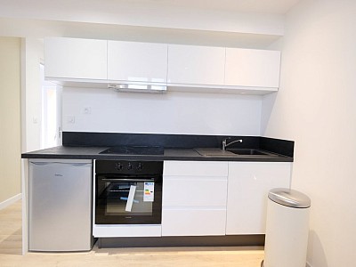 APPARTEMENT T2 A LOUER - ST ETIENNE PROCHE CHATEAUCREUX - 29.78 m2 - 430 &euro; charges comprises par mois