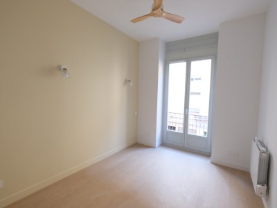 APPARTEMENT T2 A LOUER - ST ETIENNE PLACE DORIAN - 46.52 m2 - 550 &euro; charges comprises par mois