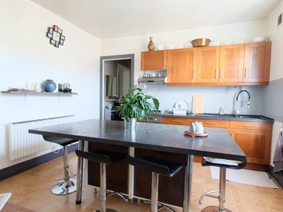 APPARTEMENT T2 A VENDRE - ST CHAMOND - 55.78 m2 - 78 000 €