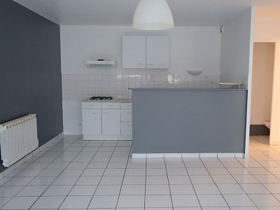 APPARTEMENT T2 - ST ETIENNE BADOUILLRE - 47.87 m2 - VENDU