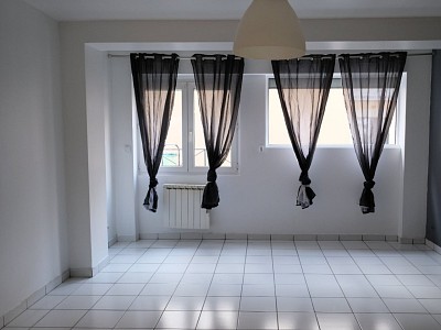 APPARTEMENT T2 - ST ETIENNE BADOUILLRE - 47.87 m2 - VENDU