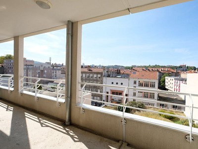 APPARTEMENT T2 - ST ETIENNE CENTRE VILLE - 48.83 m2 - VENDU