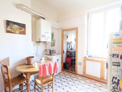 APPARTEMENT T2 - ST ETIENNE CENTRE VILLE - 65.3 m2 - VENDU