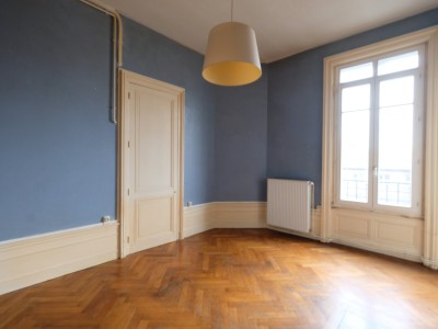 APPARTEMENT T2 - ST ETIENNE CENTRE VILLE - 51.53 m2 - VENDU